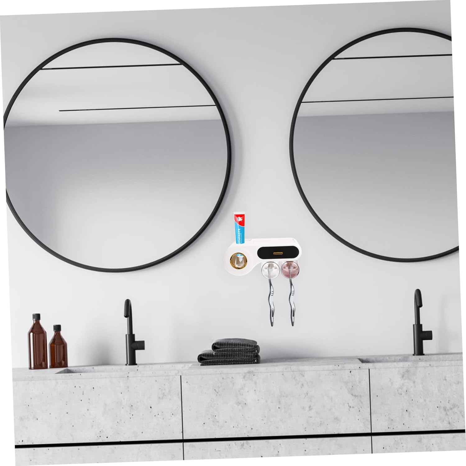 PRETYZOOM Wall Mounted Toothbrush Holder