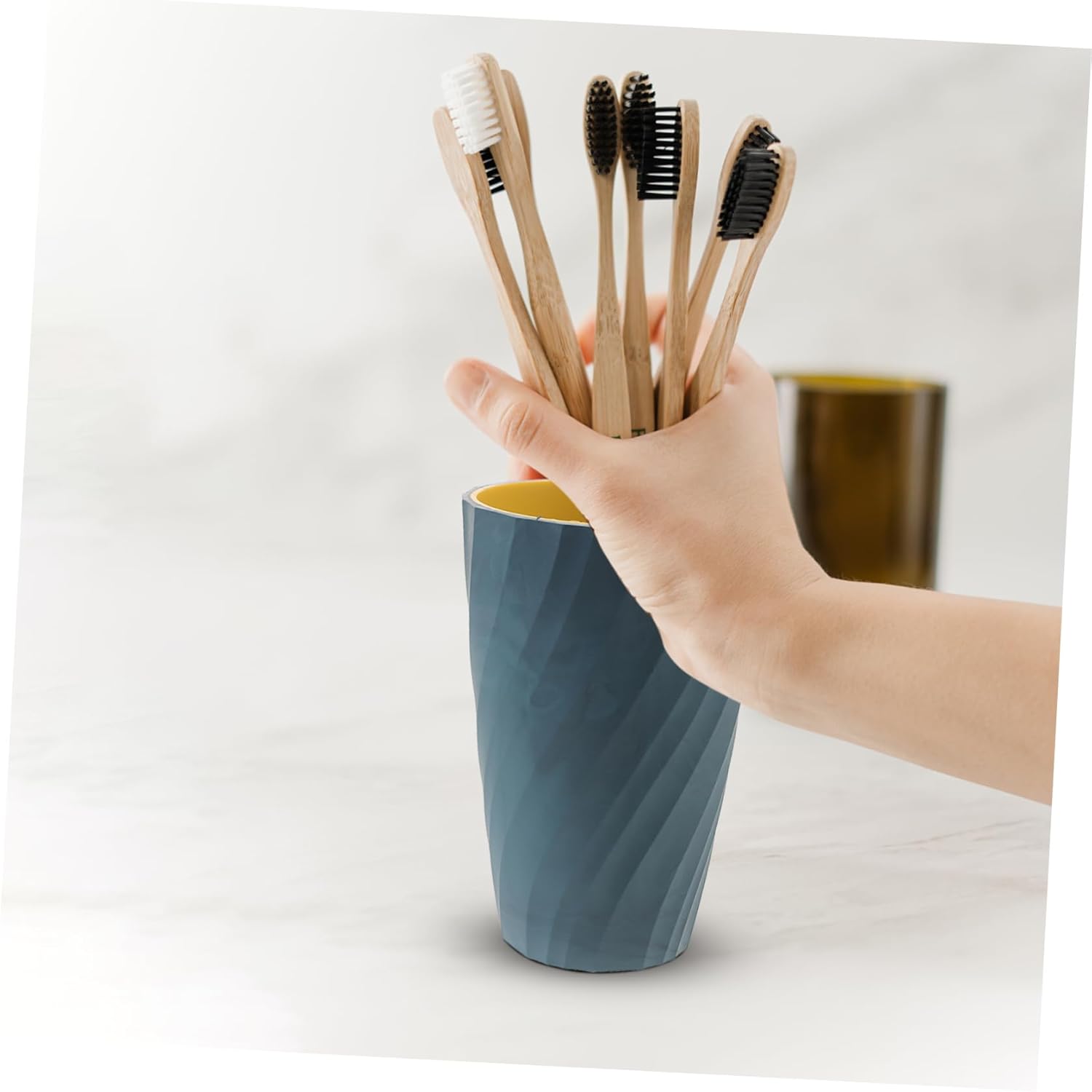 Reusable Plastic Toothbrush Tumbler Perfect for Bathroom Storage