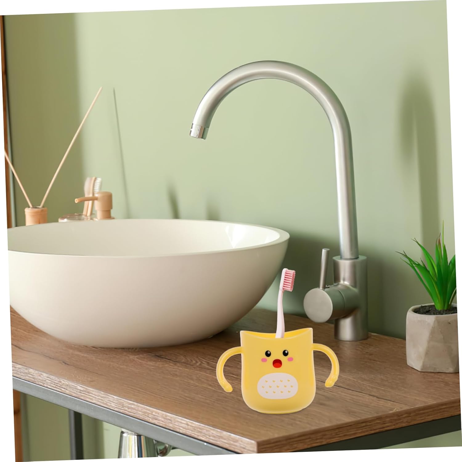 Engaging Toothbrush Cup for Kids