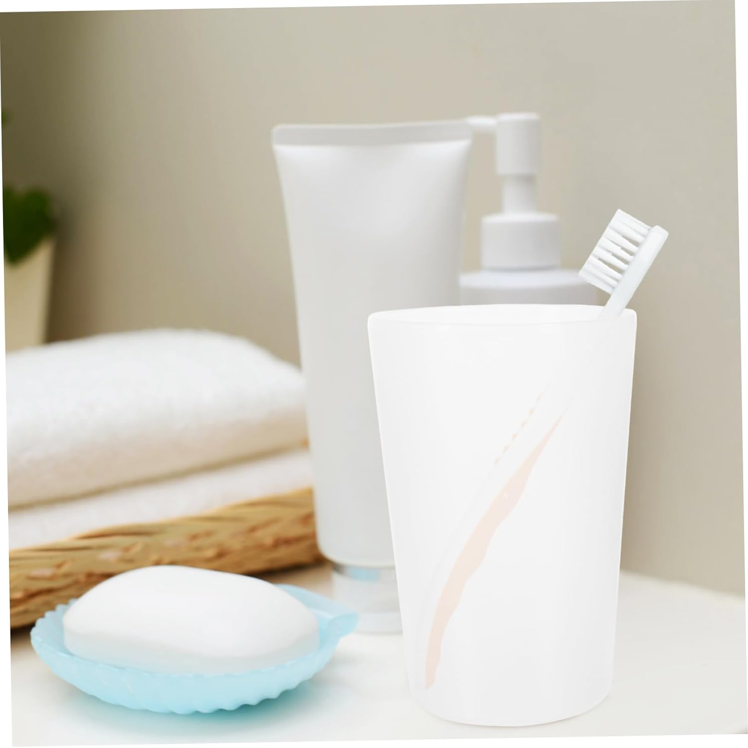 Cabilock 10pcs Reusable Transparent Toothbrush Cups for Bathroom Use