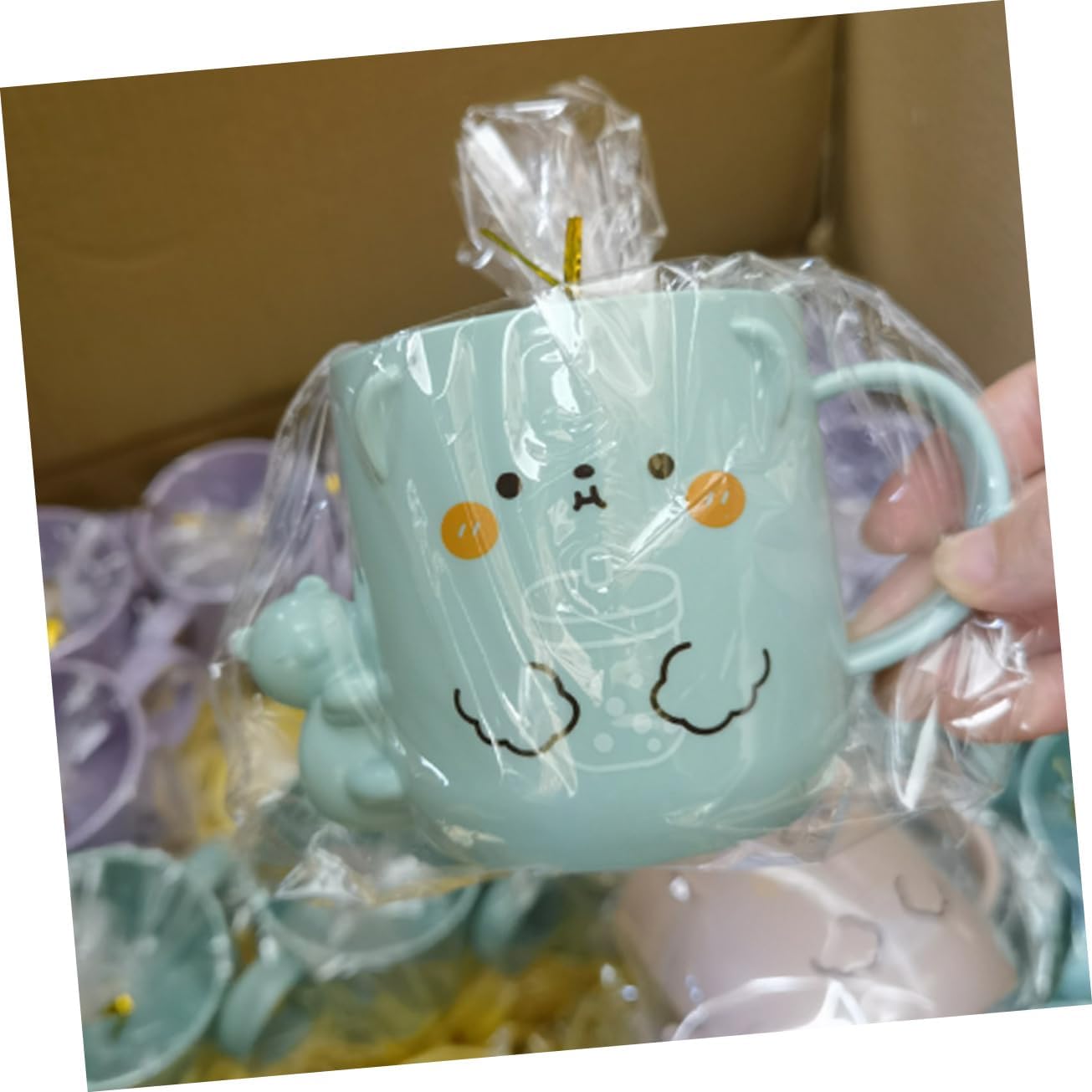 GleavI 2-Piece Cartoon Bear Toothbrush Cup Set