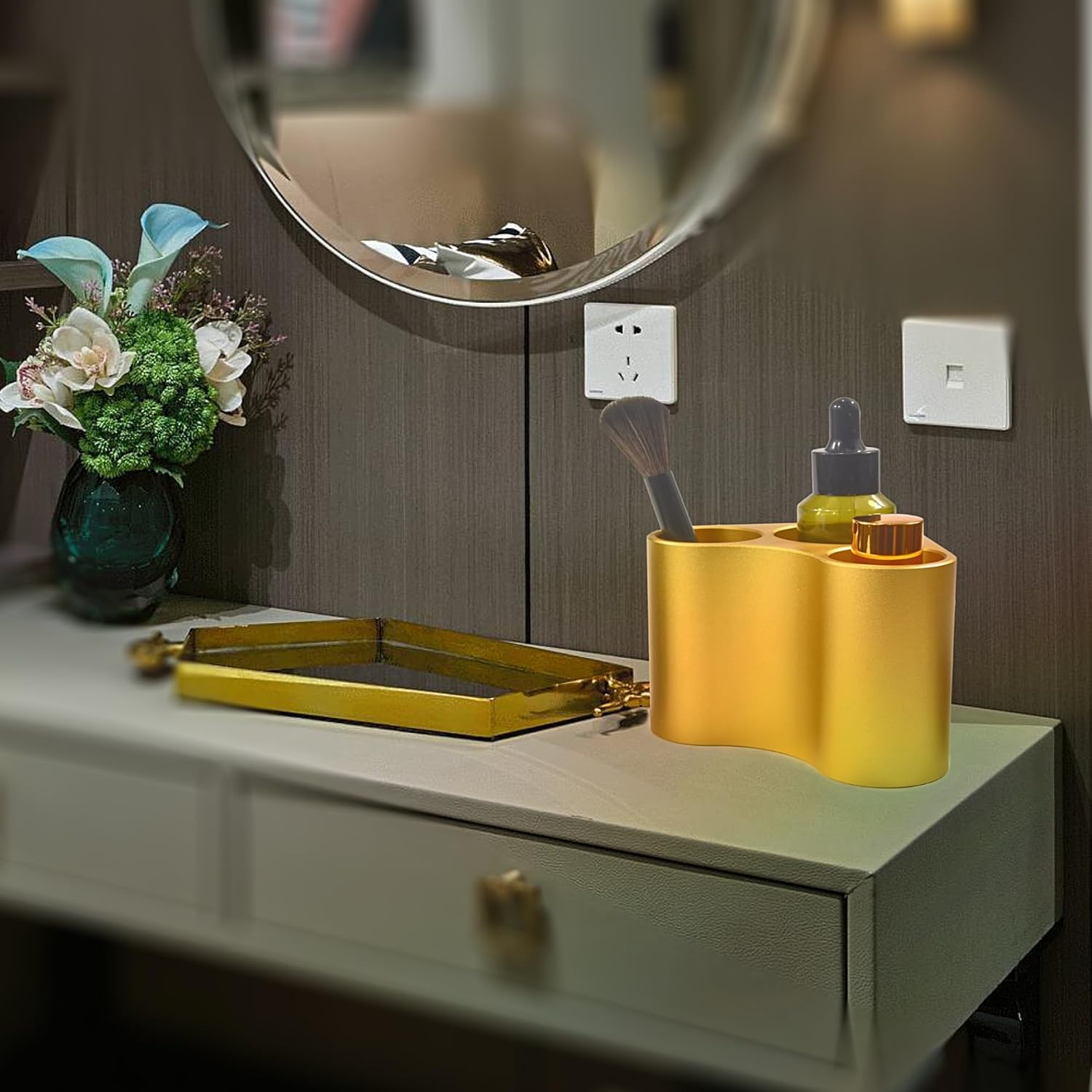 Gold Tone Metal Bathroom Toothbrush Organizer