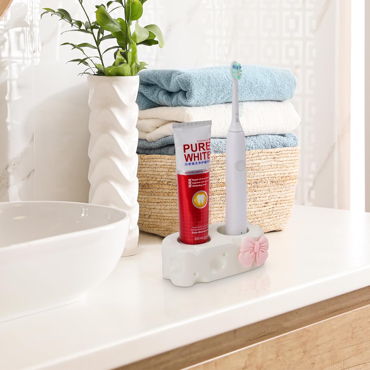 Cute White Ceramic Bow Toothbrush Holder