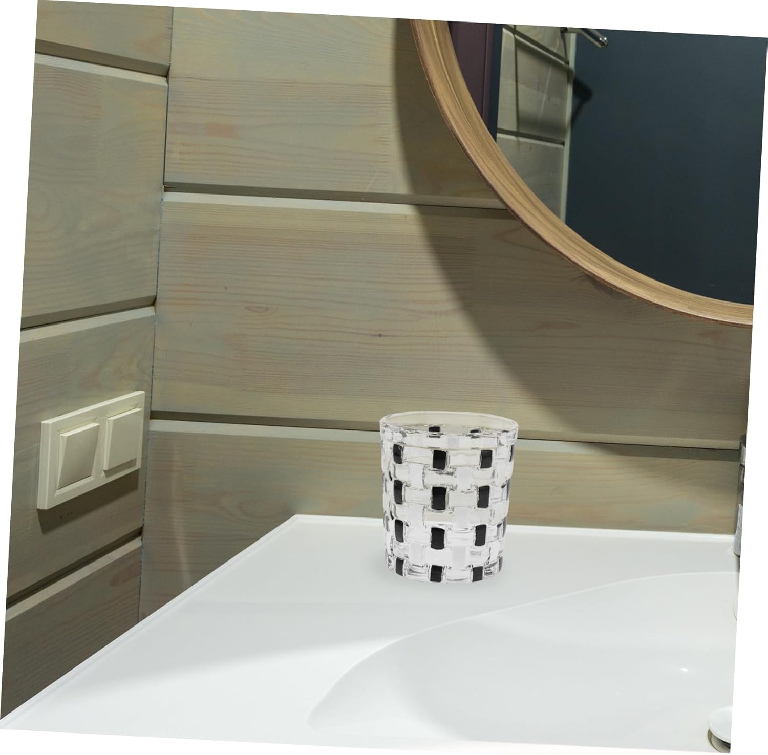 Elegant Glass Toothbrush Holder - Black and White Checkered Design