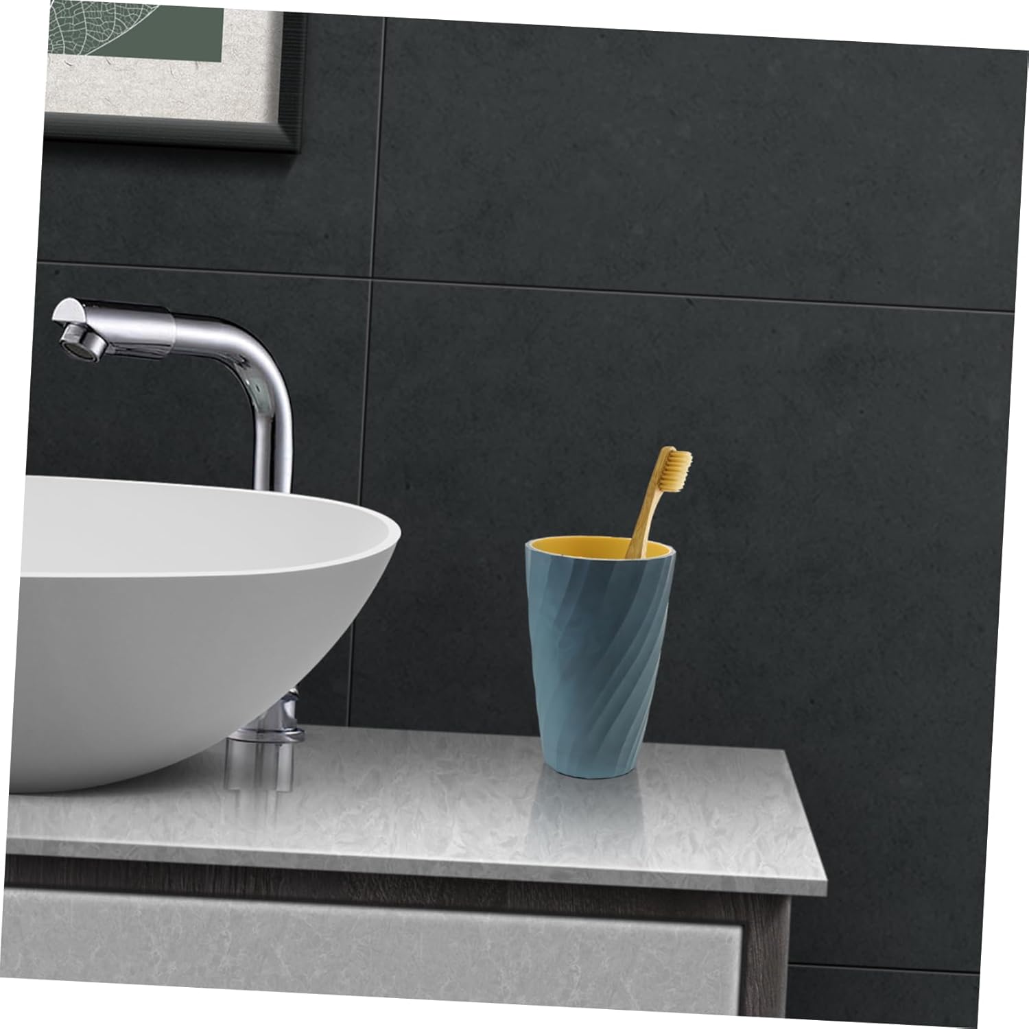 Reusable Plastic Toothbrush Tumbler Perfect for Bathroom Storage