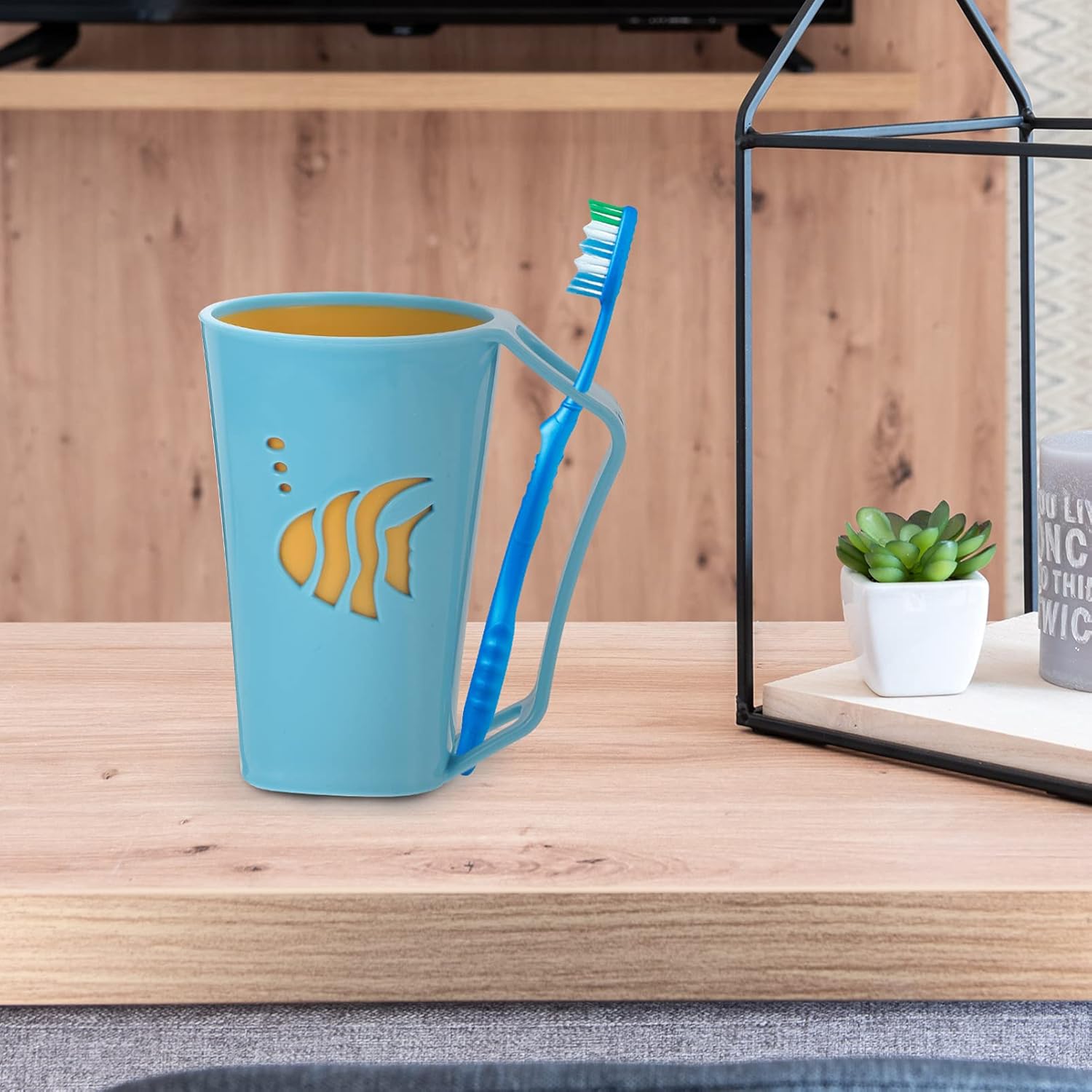 Healifty Travel Toothbrush Tumbler Set