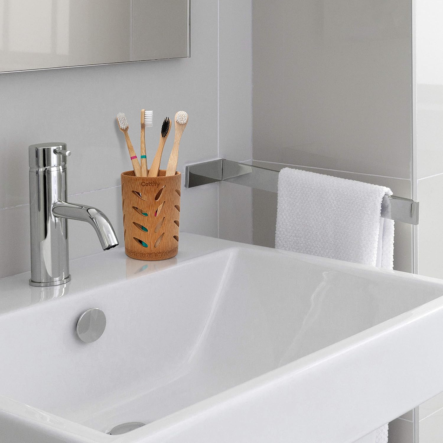 Eco-Friendly Bamboo Toothbrush Holder Set - Taste of Nature